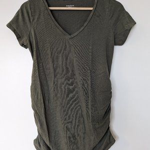 Green V-Neck Side Ruched Maternity Tee